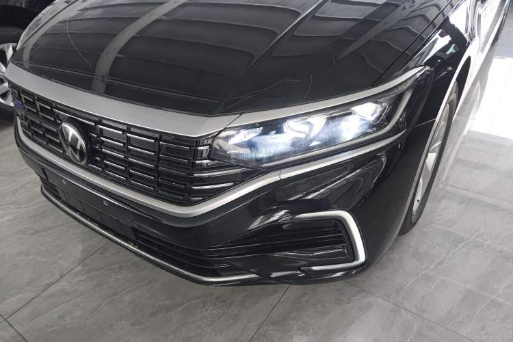 Used Volkswagen Passat New Energy 2025 430 PHEV Hybrid Business Edition Left Front Headlight