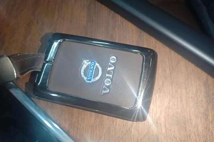 Used Volvo S90 2025 B5 Zhiyi Luxury Edition