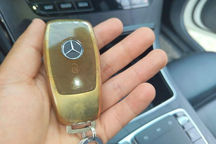 Used Mercedes-Benz C-Class 2020 C 260 L Sport Edition Vehicle Key