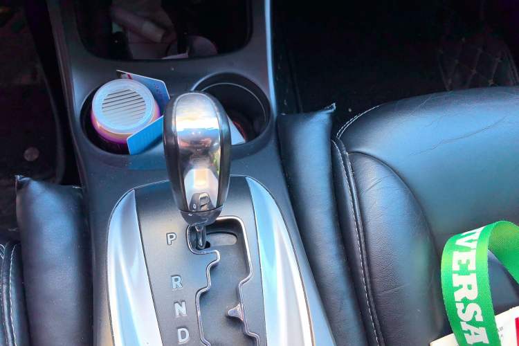 Used Dodge Journey 2013 2.4L Two-Wheel Drive Luxury Version