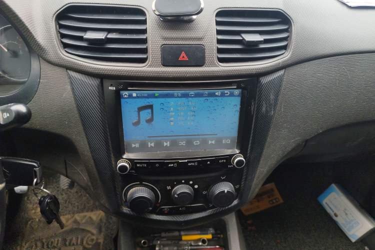 Used Wuling Hongguang 2015 1.5L S Basic Version China V Standard