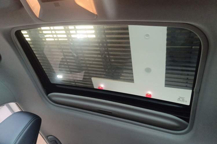 Used Toyota Wildlander 2022 2.0L CVT Four-Wheel Drive Luxury Edition Headliner