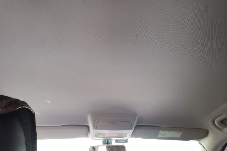 Used Volkswagen Tiguan 2015 1.8TSI Automatic Two-Wheel Drive Comfort Edition Headliner