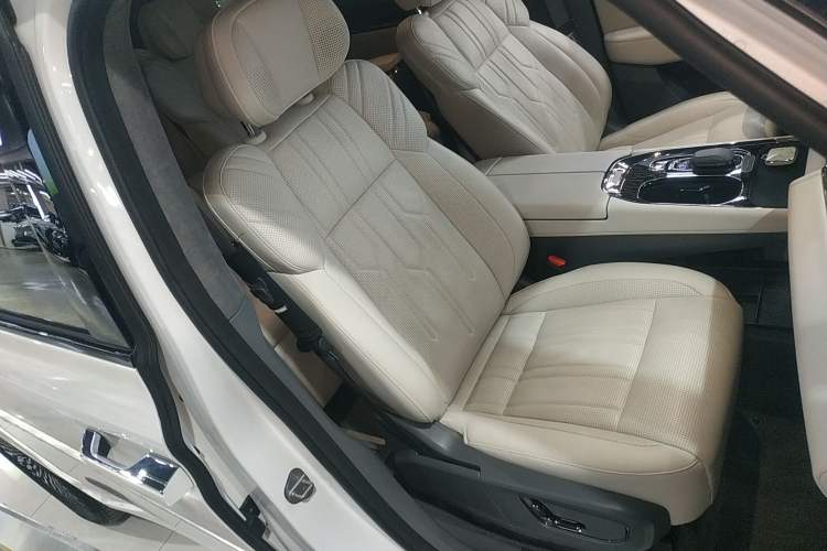 Used Zeekr 009 2022 WE Edition
