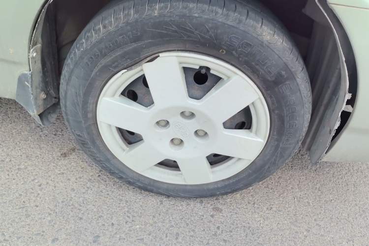 Used BYD F3 2012 Energy-Saving Edition 1.5L Manual Standard Model