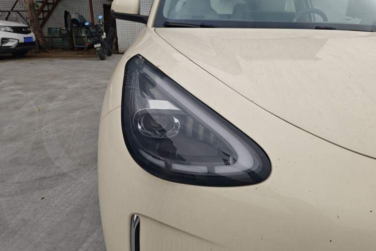 Used Geely Galaxy Geome 2025 310km Dream Edition Right Front Headlight