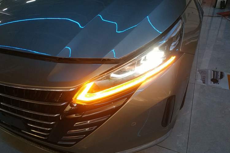 Used Nissan Teana 2022 2.0L XL-Upr Enjoyment Edition Left Front Headlight