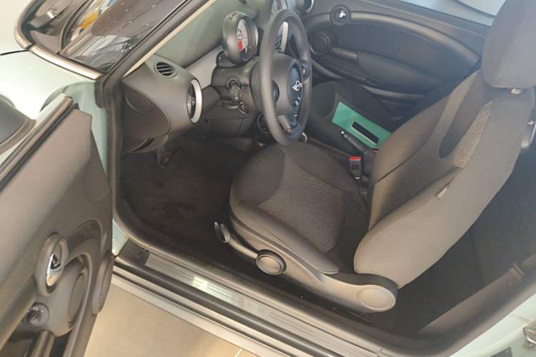Used MINI 2012 1.6L ONE Baker Street Driver Seat