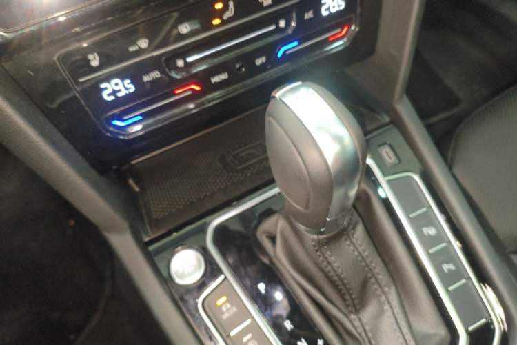 Used Volkswagen FAW-Volkswagen CC 2024 380TSI Striking All-Encompassing Edition