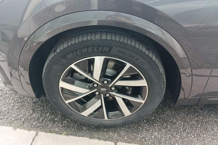 Used Li Auto L7 2023 Pro Model Left Front Wheel Hub