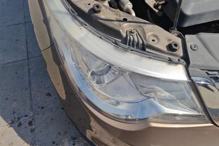 Used Baojun 730 2014 1.5L manual Comfort version 7 seats