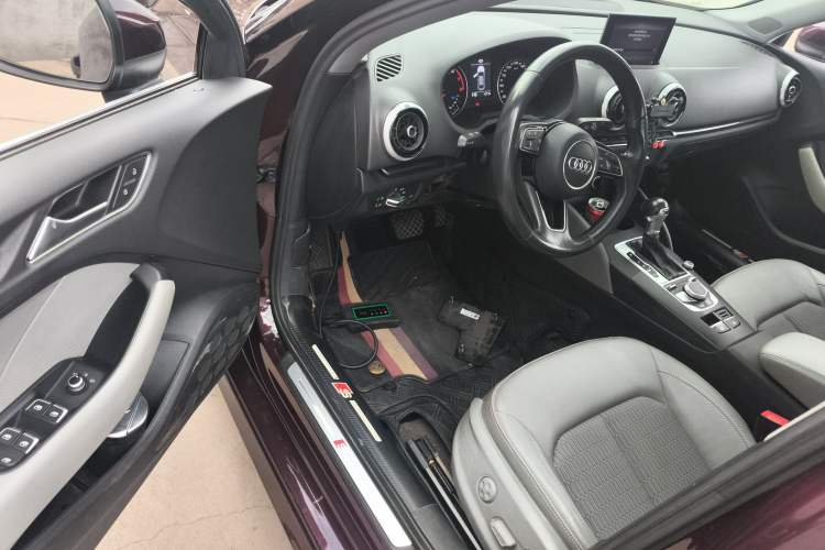 Used Audi A3 2019 Limousine 35 TFSI Fashion Edition China V standard Driver Seat