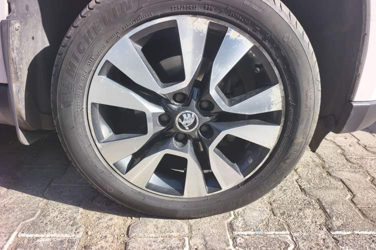 Used Skoda Yeti 2014 1.8TSI DSG All-Wheel Drive Edition
