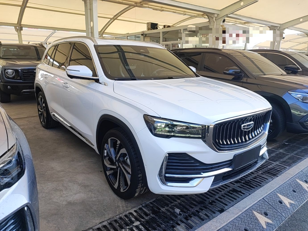 Geely Auto Monjaro L 2021 2.0TD DCT EVO Two-Wheel Drive Smart Luxury Version — снимка 3