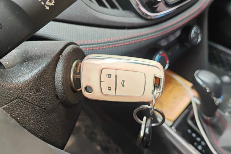 Used Chevrolet Monza 2020 Light Hybrid RS 330T Automatic Comfort Edition Vehicle Key