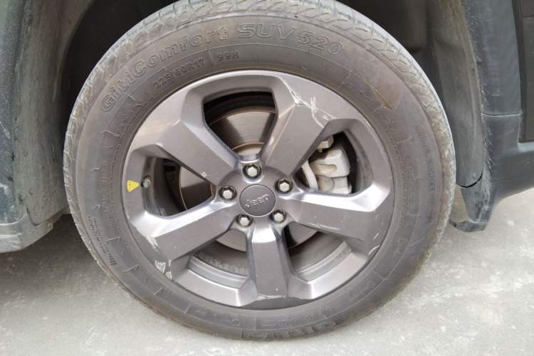 Used Jeep Compass 2017 200T Manual Enjoy Edition
