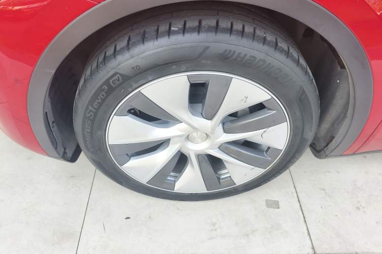 Used Tesla Model Y 2022 Rear-Wheel-Drive Version
