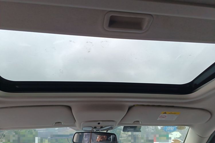 Used Jeep Compass 2014 2.0L two-wheel drive luxury version Headliner