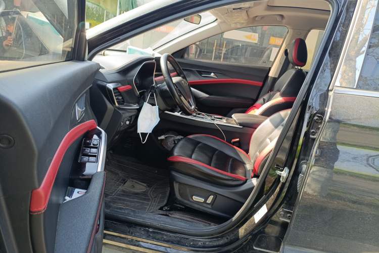 Used SOL X8 2021 300T DCT Prestige Smart Connect Edition 6 Seats