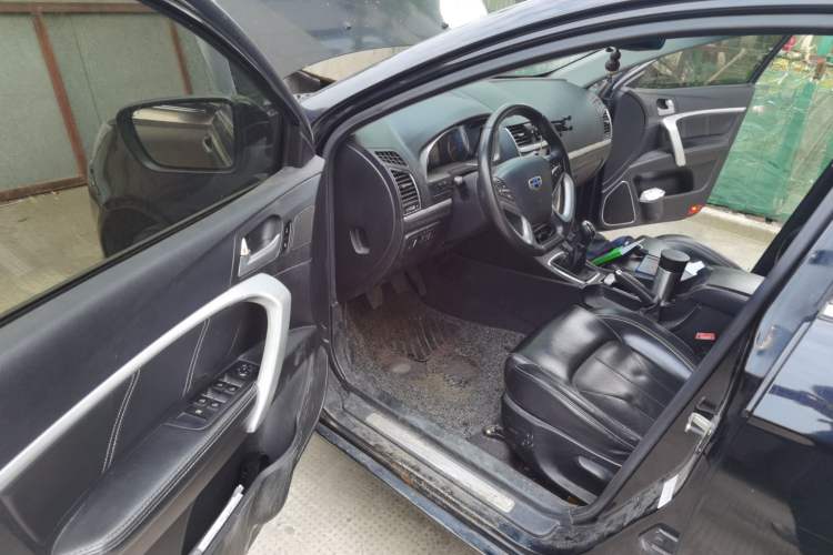 Used Geely Auto Emgrand 2016 Sedan 1.5L Manual Upward Edition Driver Seat