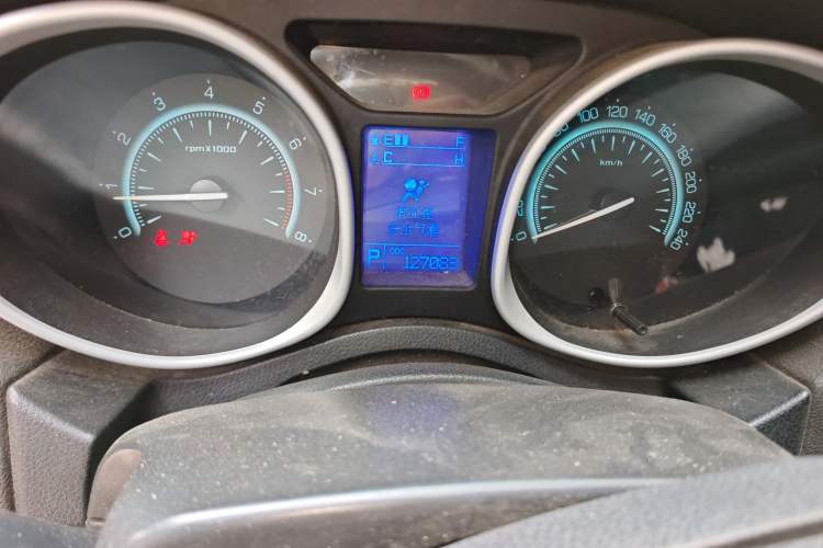 Used GAC Trumpchi GS5 2012 2.0L Automatic Two-Wheel Drive Elite Edition
