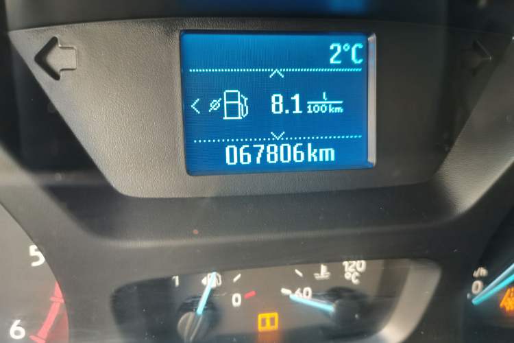 Used Ford Transit 2020 2.0T Diesel Multi-Function Commercial Vehicle Mid-Axle Low-Roof Lift-Up Tailgate China VI Standard