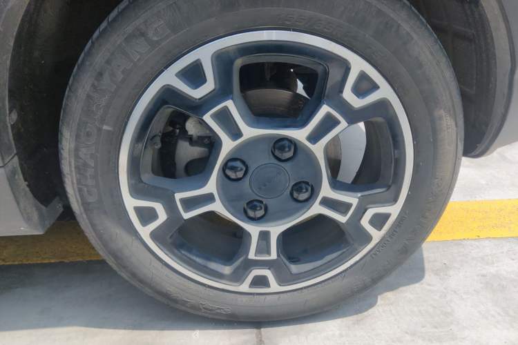 Used Geely Galaxy Panda 2024 200km Panda Rider Right Front Wheel Hub