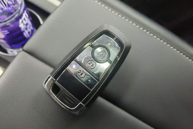 Used Lincoln Nautilus 2023 2.0T Four-Wheel Drive Luxury Edition