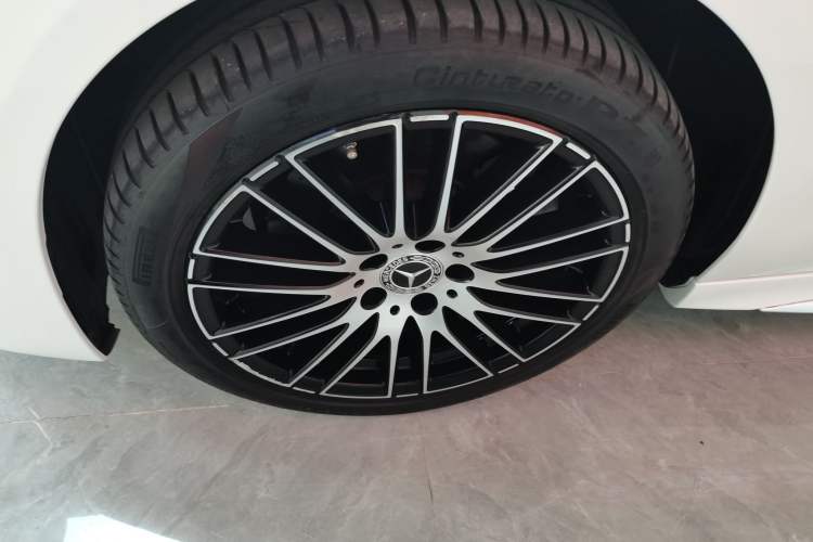 Used Mercedes-Benz C-Class 2023 C 260 L Sport Edition Left Front Wheel Hub