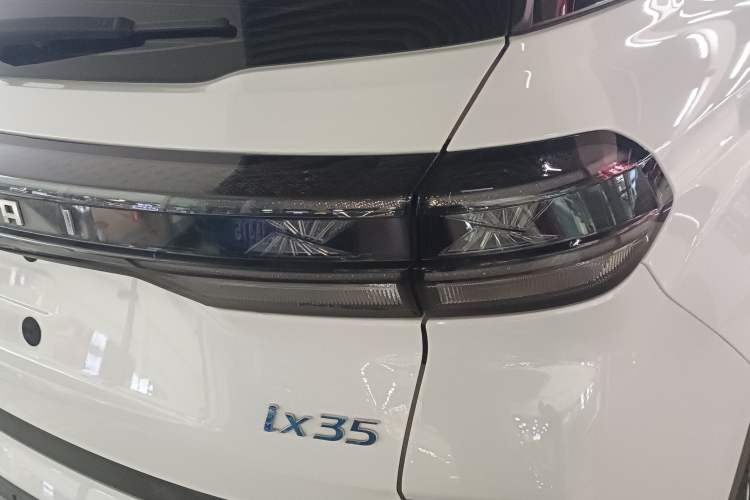 Used Hyundai ix35 2021 2.0L Automatic 2WD GLS Leading Edition Right Rear Taillight