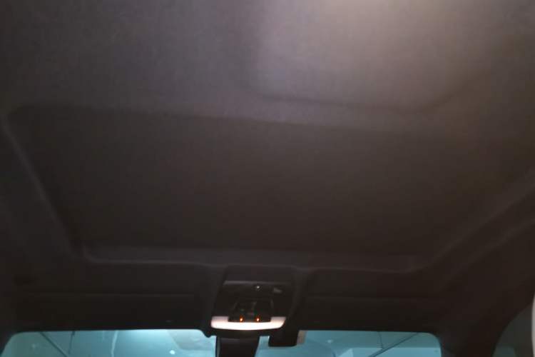 Used BMW X6 2015 xDrive50i M Sport model