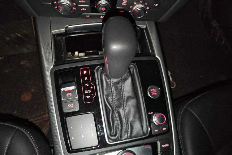 Used Audi A6L 2018 30th Anniversary Edition 35 TFSI Fashion Model