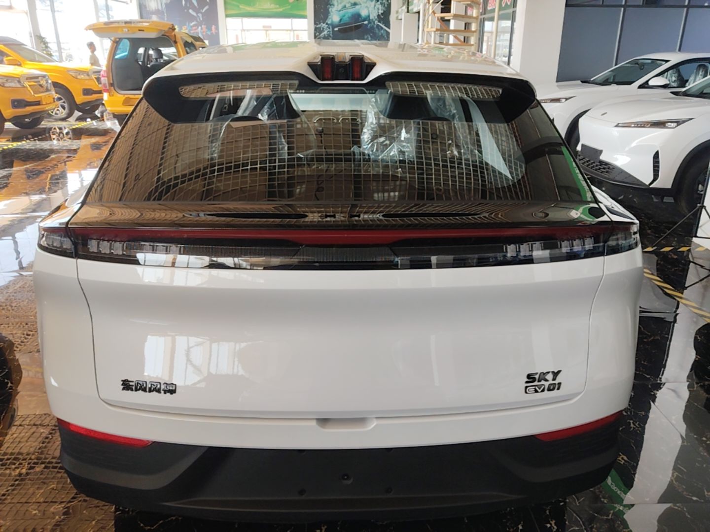 Dongfeng Aeolus SKY EV01 2025 530 km AIR Elite Edition — снимка 5