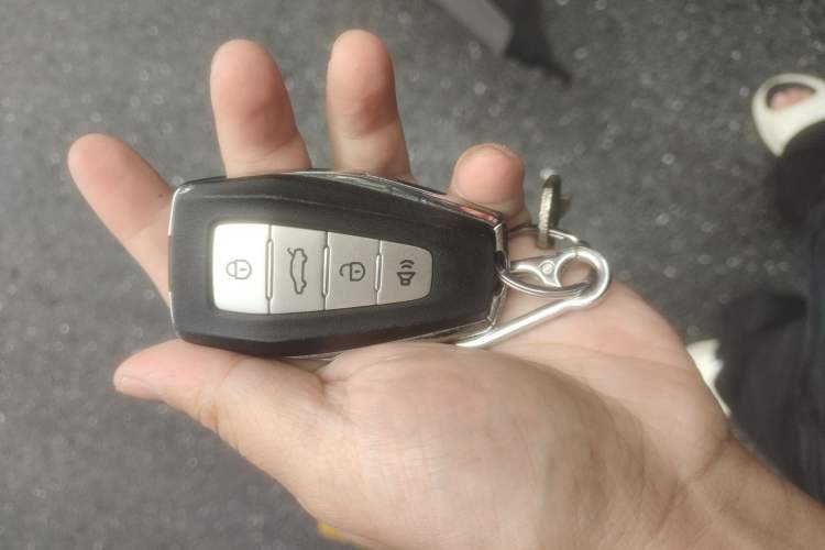 Used Geometry C 2022 400KM Commuter Version