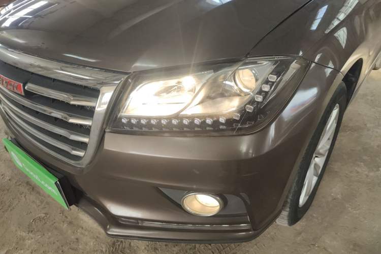 Used Haval H2 2016 Red Label 1.5T Manual Two-Wheel Drive Elite Model