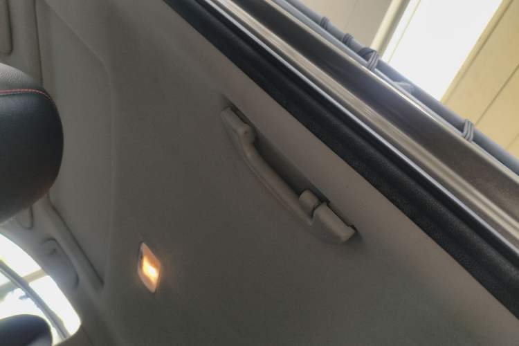 Used Haval H6 2014 Sport Edition 2.0T Diesel Manual Two-Wheel-Drive Elite Model