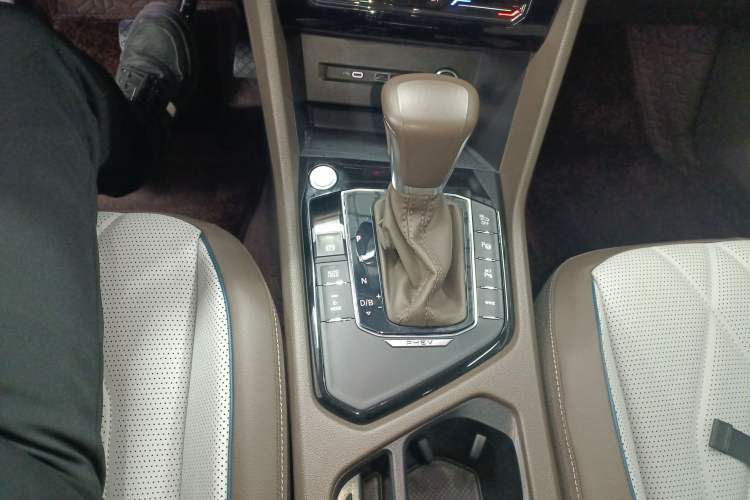 Used Volkswagen Tiguan L New Energy 2023 430 PHEV Plug-in Hybrid Prestige Edition
