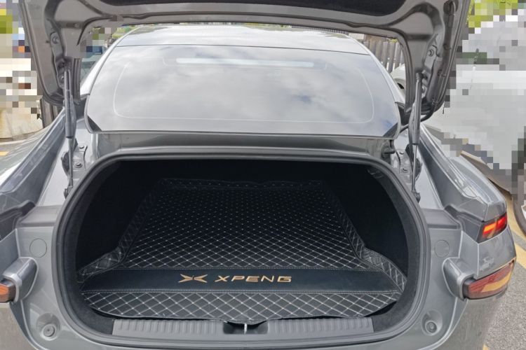 Used XPeng P7 2021 670G Trunk