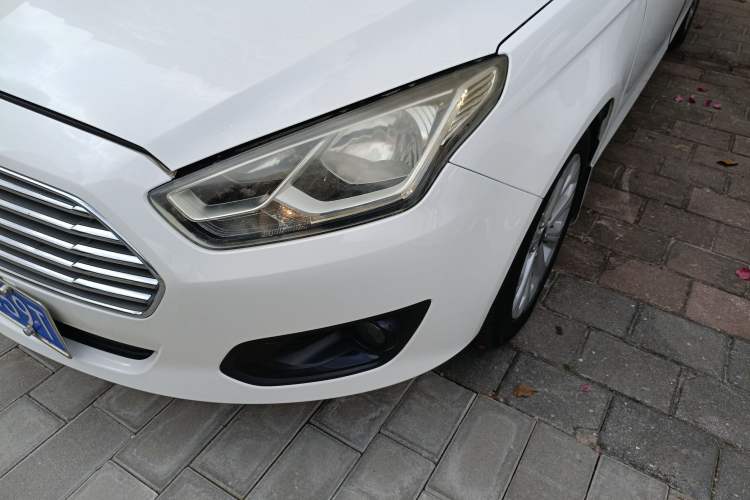 Used Ford Escort 2017 Happiness Edition 1.5L Automatic Fashion Version