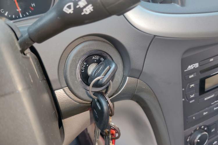 Used Chevrolet Epica 2013 1.8 SL ZhiZhen Edition MT
