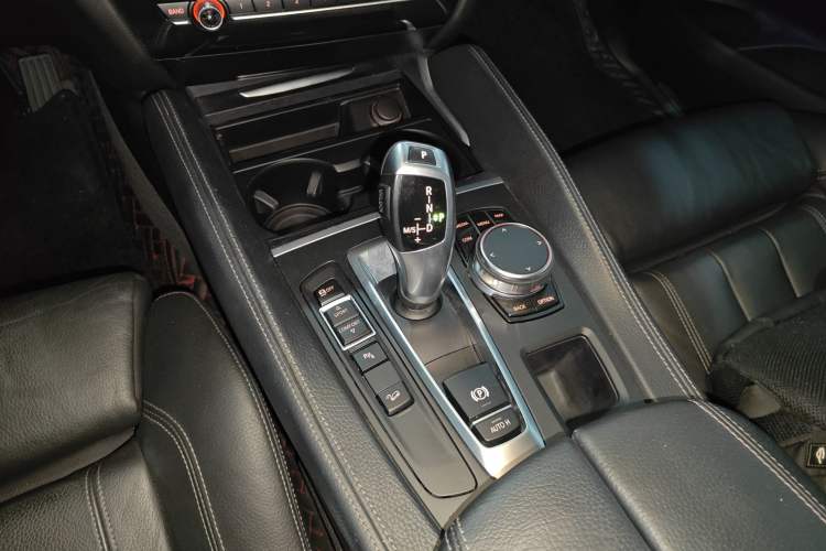 Used BMW X6 2019 xDrive28i M Sport Package Gear Lever