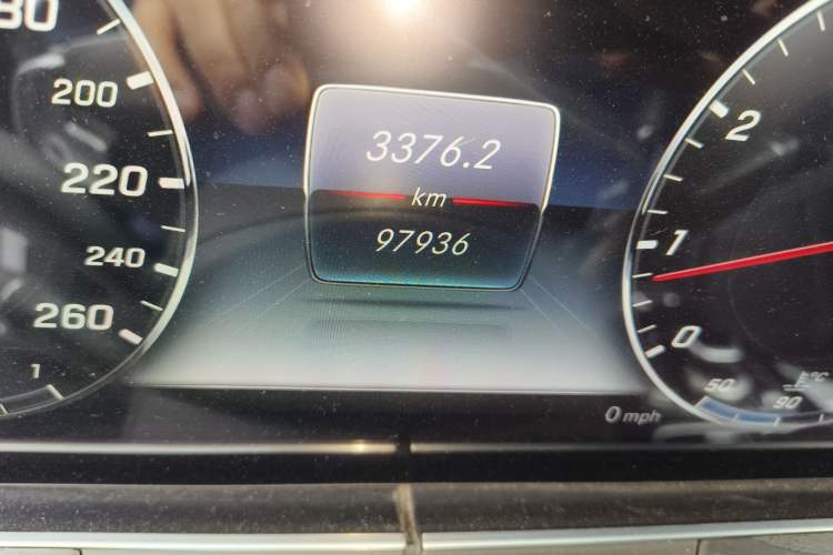 Used Mercedes-Benz E-Class 2016 E 200 L Sport Edition