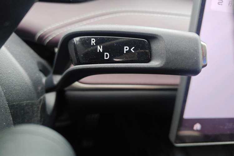 Used Xiaomi Auto SU7 2024 Four-Wheel Drive Ultra-Long Range Advanced Intelligent Driving Max Edition
