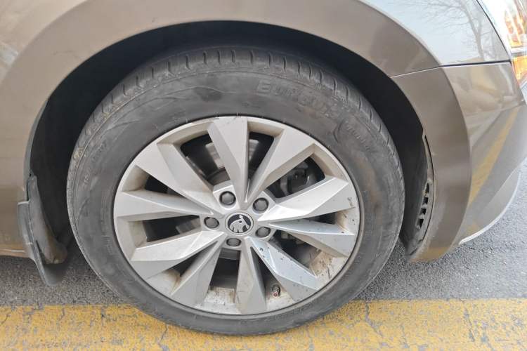 Used Skoda Superb 2016 TSI330 DSG Innovation Edition