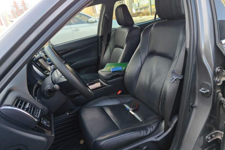 Used Toyota Crown 2015 2.5L Fashion Limited Edition