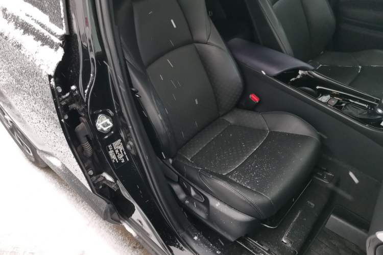 Used Toyota IZOA 2021 2.0L Yidong Edition
