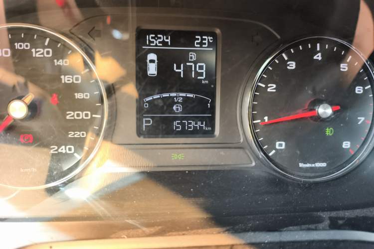 Used Roewe RX5 2018 20T Two-Wheel Drive Automatic Internet Smart Edition
