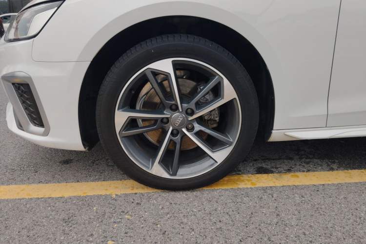 Used Audi A4L 2020 40 TFSI Fashion Dynamic Model