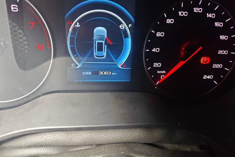 Used BYD Song 2021 Classic Edition 1.5T Automatic Elite Model Odometer Close Up