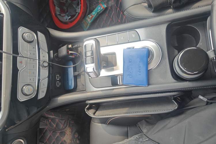 Used Great Wall Poer 2021 2.0T Global Version Automatic Diesel 4x4 Comfort Class Standard Box Trailer Edition GW4D20M
